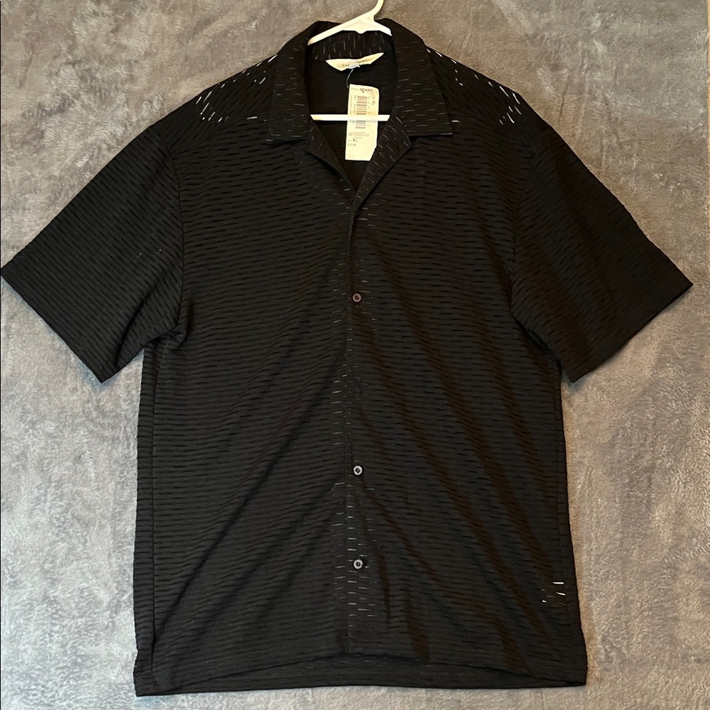 Men's Black Short-Sleeve Textured Button-Down Shirt XL